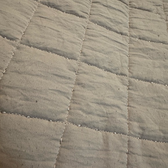 Light Pink King Quilt - Picture 3 of 6